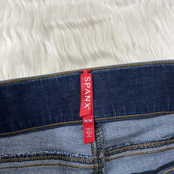 Spanx Women's Size Medium Distressed Medium Wash Ankle Skinny Jegging Jeans - Picture 7 of 10